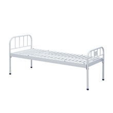 La cama plana de hospital manual se utiliza para el paciente 